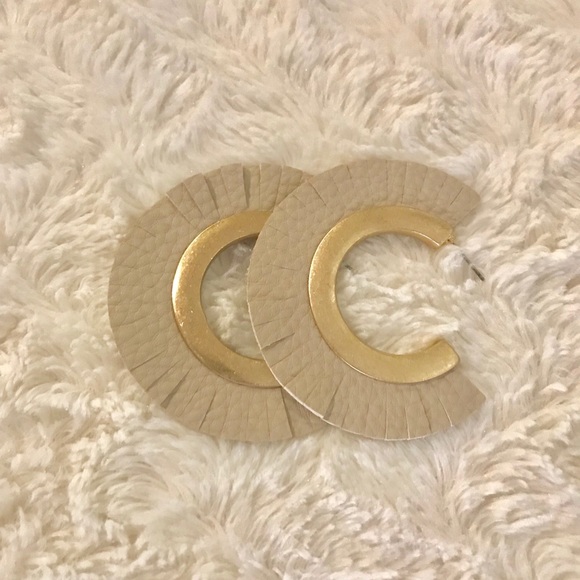 Accessaries Set - Picture 4 of 6